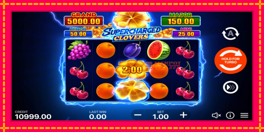 Supercharged Clovers: Hold and Win автомат со уникатна механика, слика 1