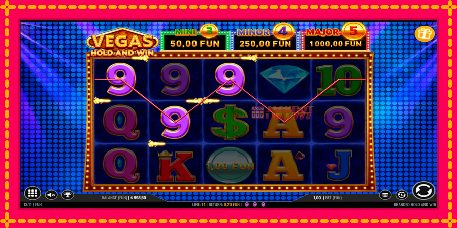 Vegas Hold and Win автомат со уникатна механика, слика 4